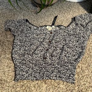 Women’s blouse